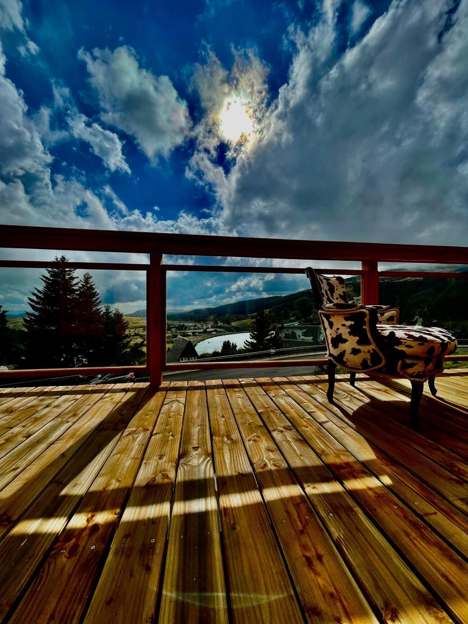 Authentique Chalet Vue Sur Le Lac Et Les Pistes 贝斯和圣阿纳斯泰斯 外观 照片